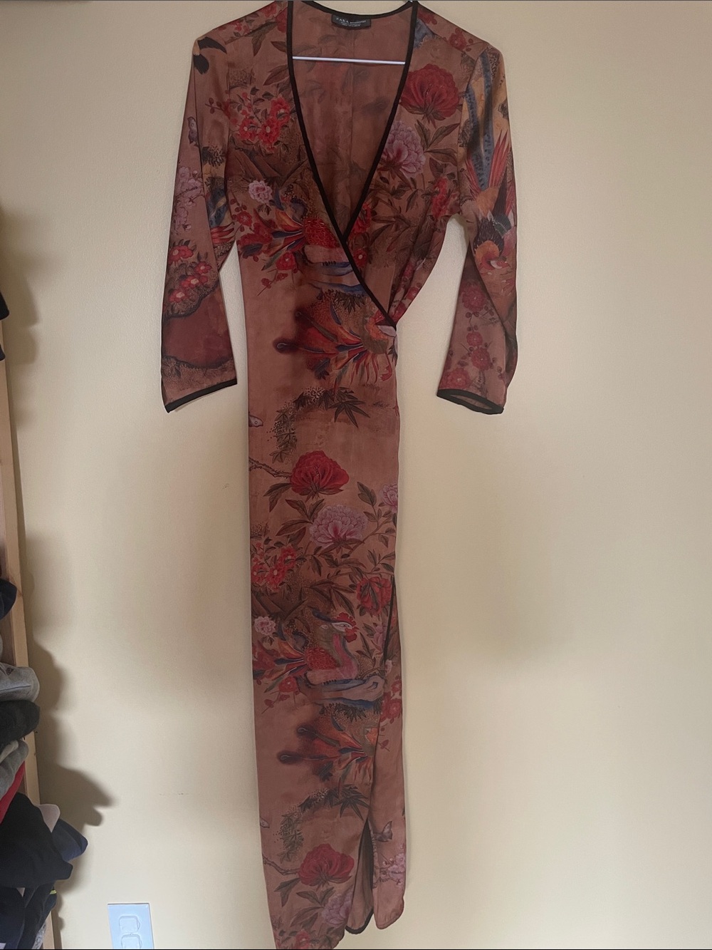 Zara Brown Floral kimono